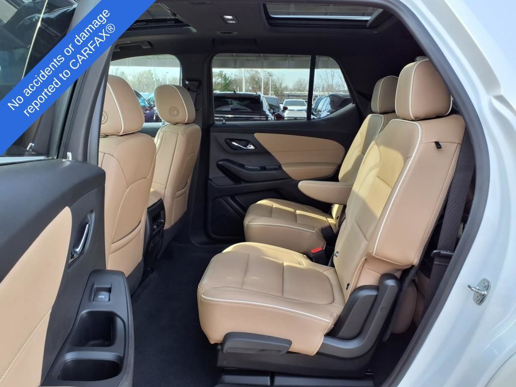 2022 Chevrolet Traverse Premier 10