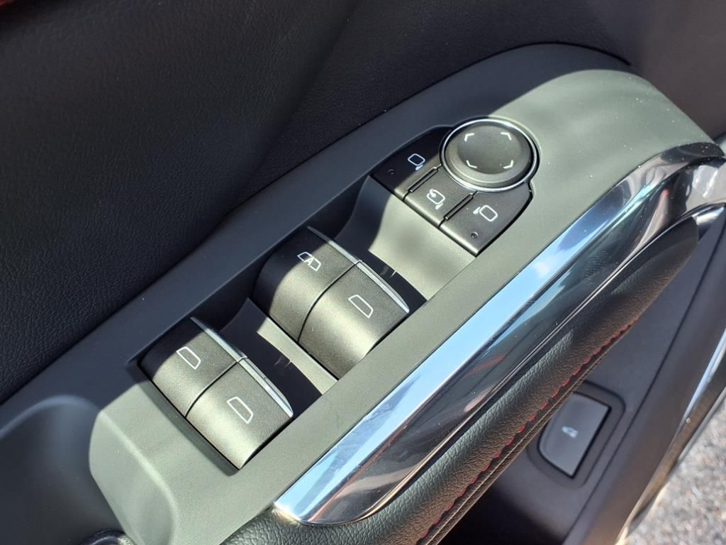 Thumbnail: 2026 Chevrolet Traverse - 16