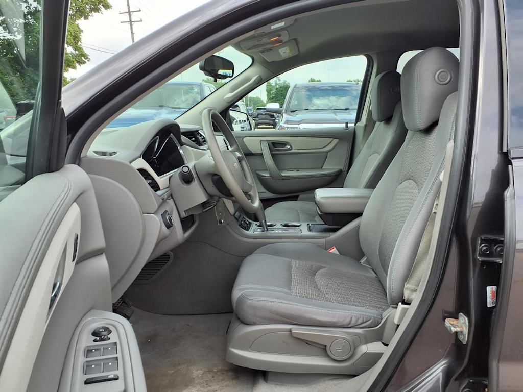 Thumbnail: 2016 Chevrolet Traverse - 10