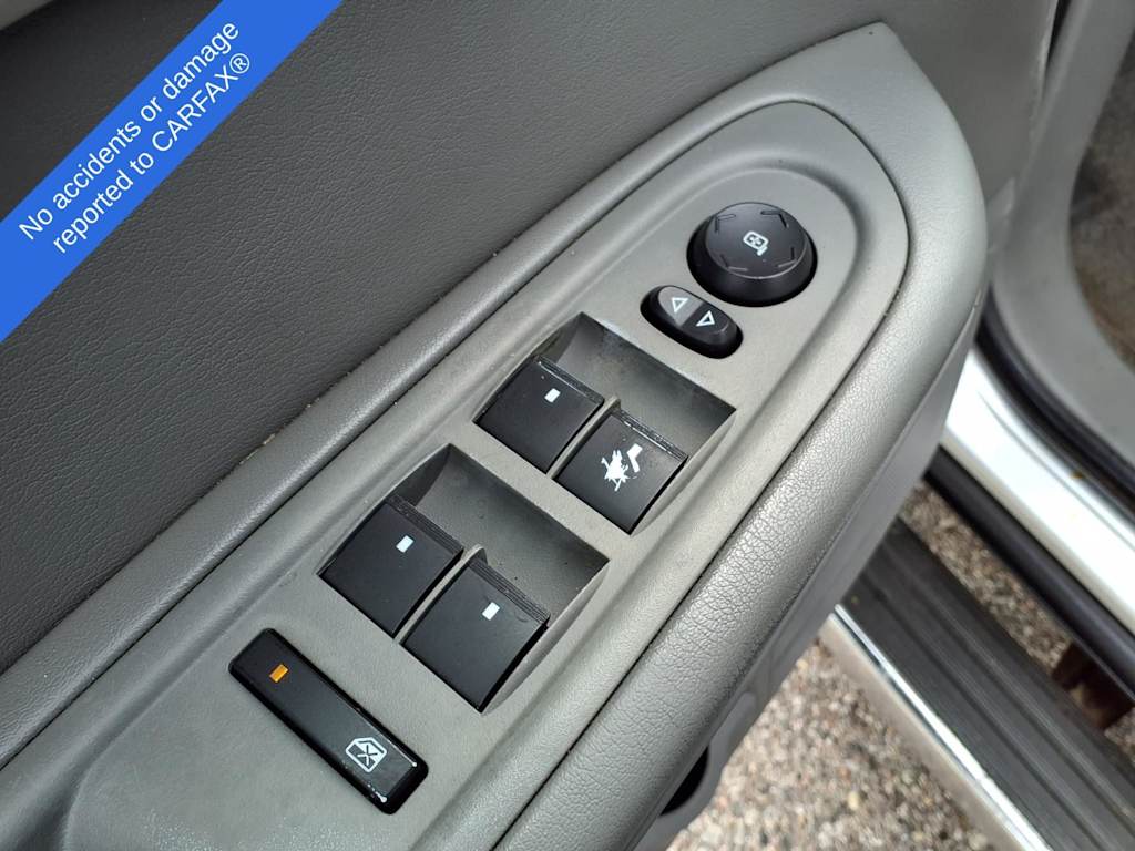 Thumbnail: 2013 Chevrolet Traverse - 20