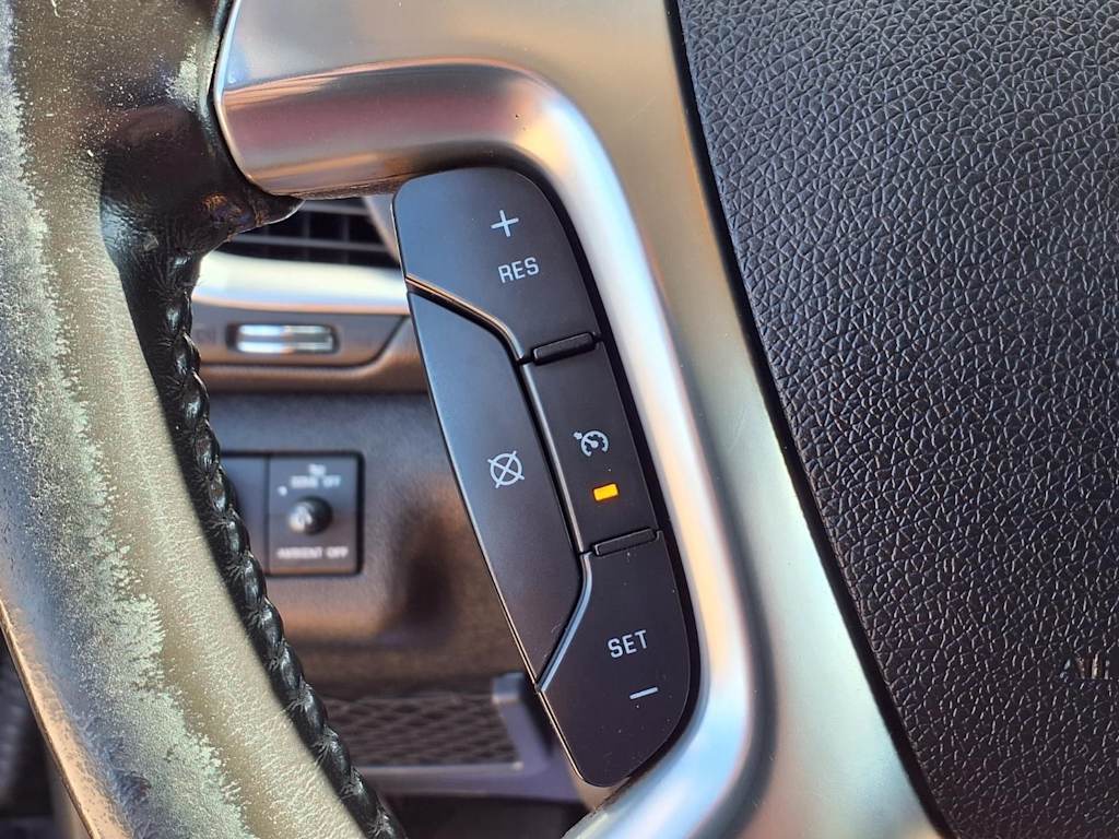 Thumbnail: 2014 Chevrolet Traverse - 28