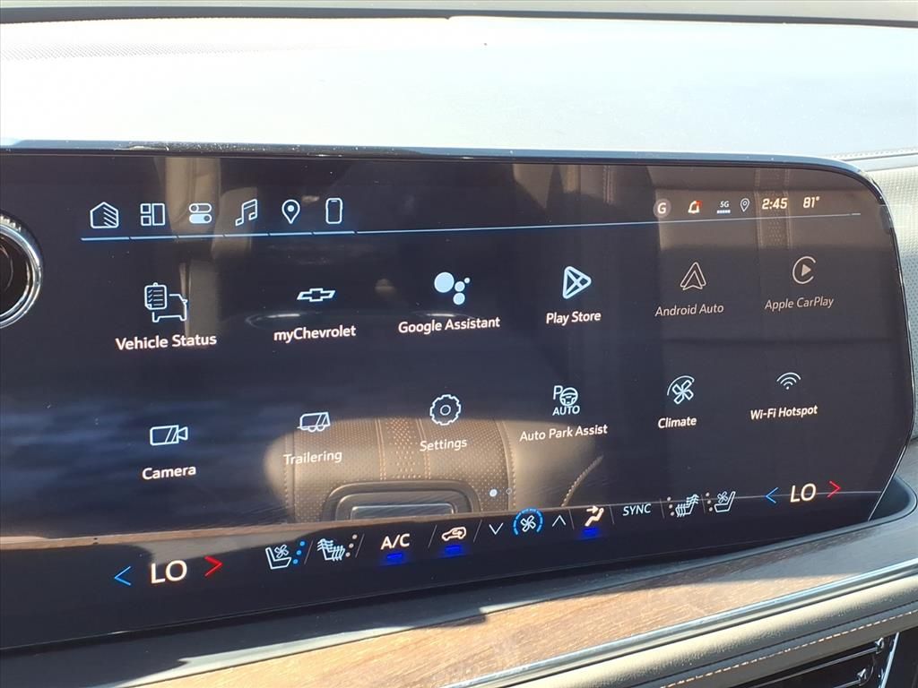 Thumbnail: 2026 Chevrolet Suburban - 10