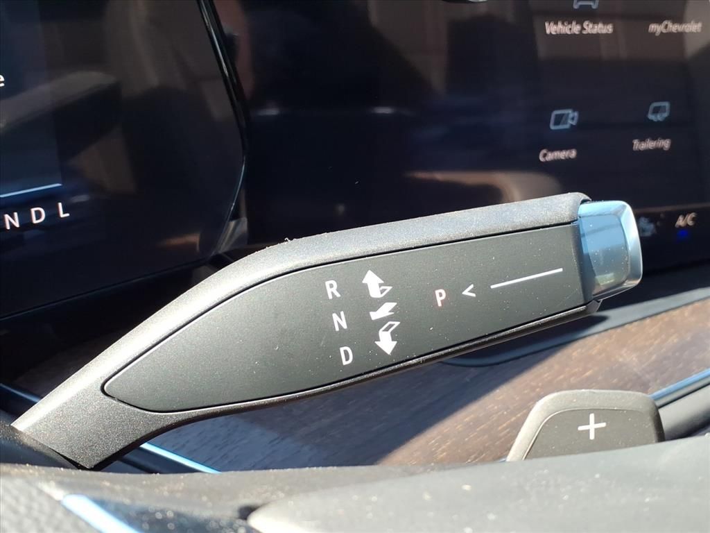 Thumbnail: 2026 Chevrolet Suburban - 18