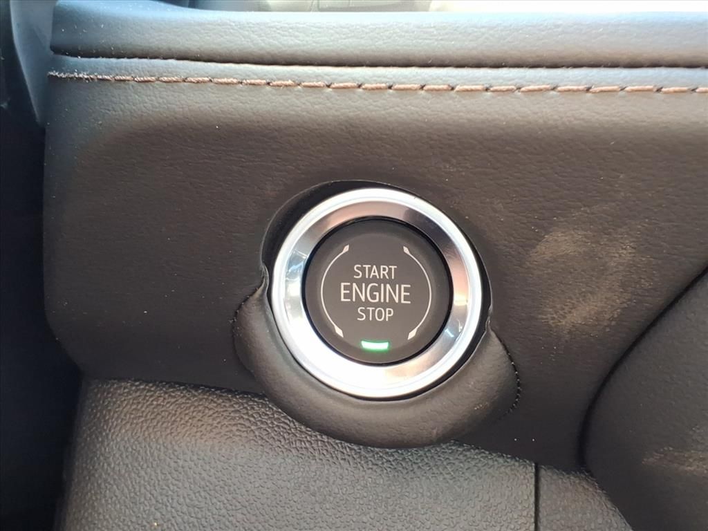 Thumbnail: 2026 Chevrolet Suburban - 17