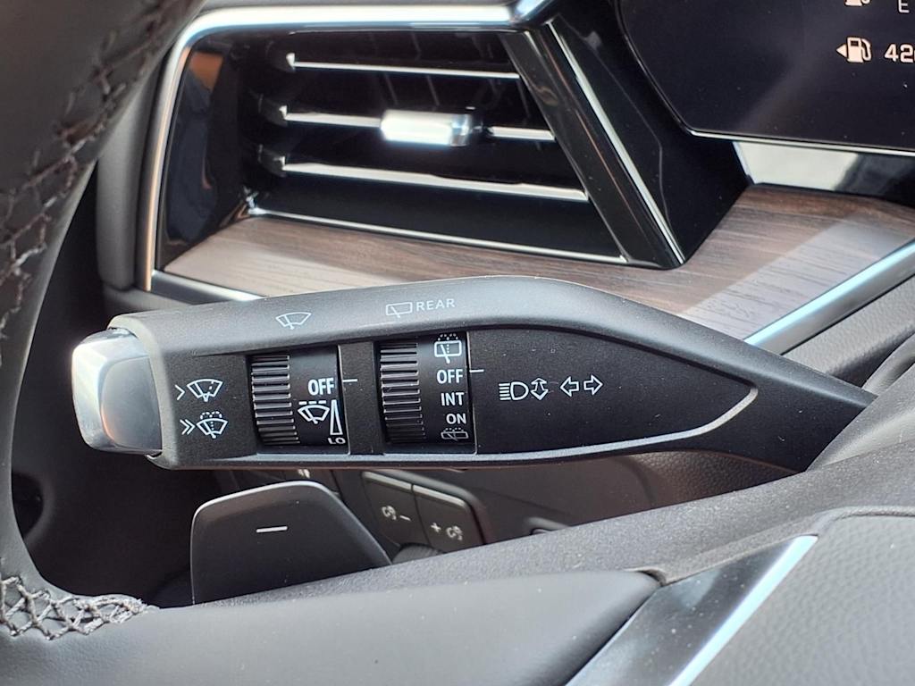 Thumbnail: 2026 Chevrolet Tahoe - 19