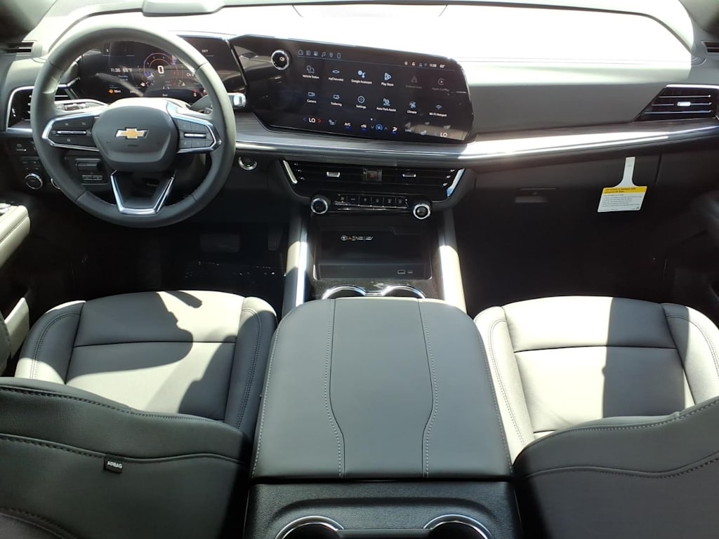Thumbnail: 2026 Chevrolet Tahoe - 2