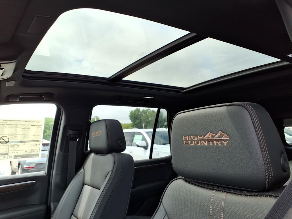 Thumbnail: 2026 Chevrolet Tahoe - 17