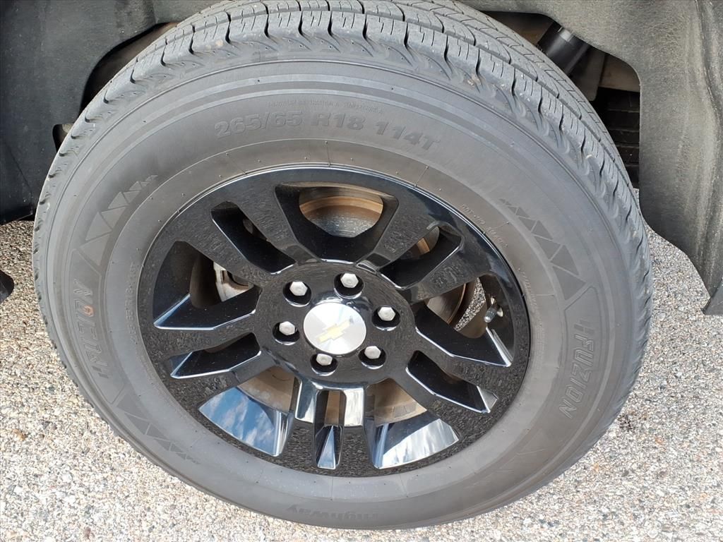 Thumbnail: 2020 Chevrolet Suburban - 7