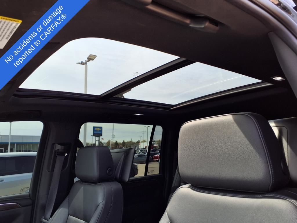2022 Chevrolet Suburban 1500 Z71 21