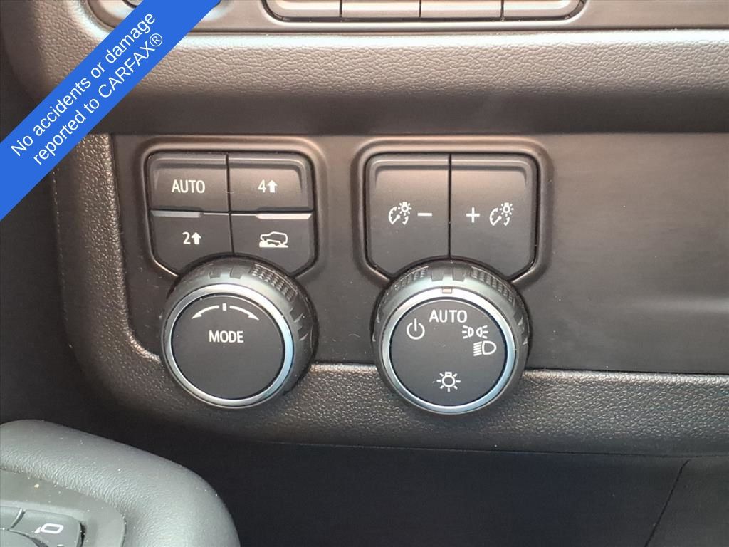 Thumbnail: 2023 Chevrolet Suburban - 29