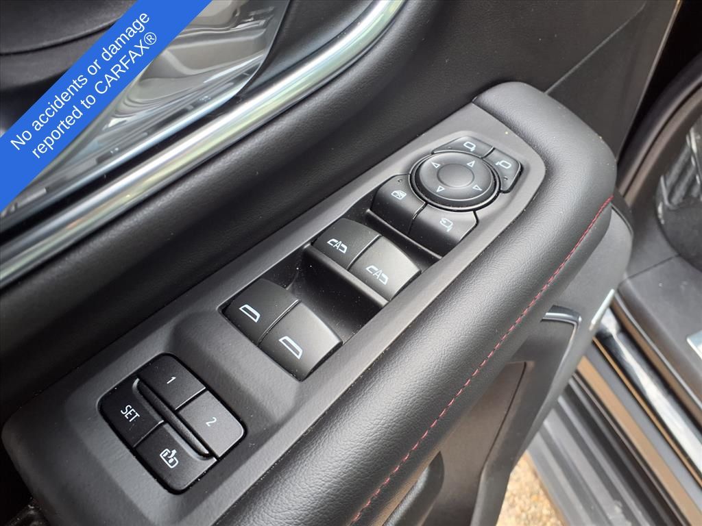 Thumbnail: 2023 Chevrolet Suburban - 18