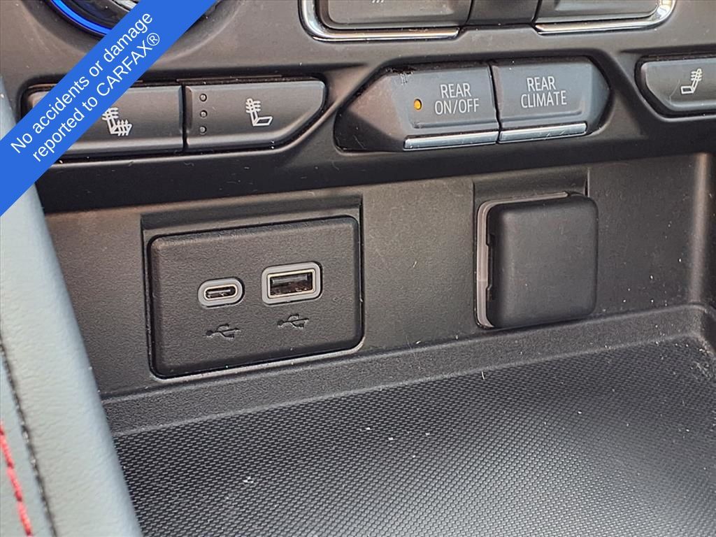 Thumbnail: 2023 Chevrolet Suburban - 25