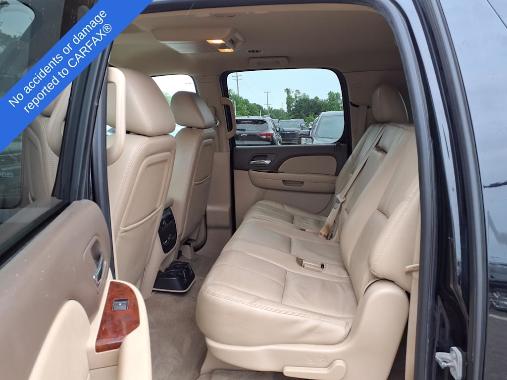 Thumbnail: 2013 Chevrolet Suburban - 11