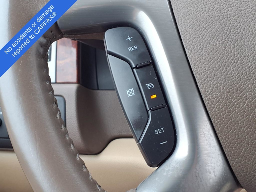 Thumbnail: 2013 Chevrolet Suburban - 29