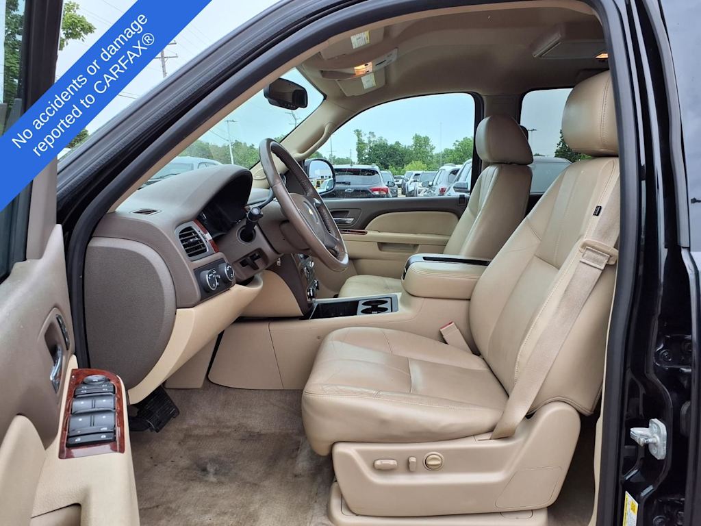Thumbnail: 2013 Chevrolet Suburban - 10
