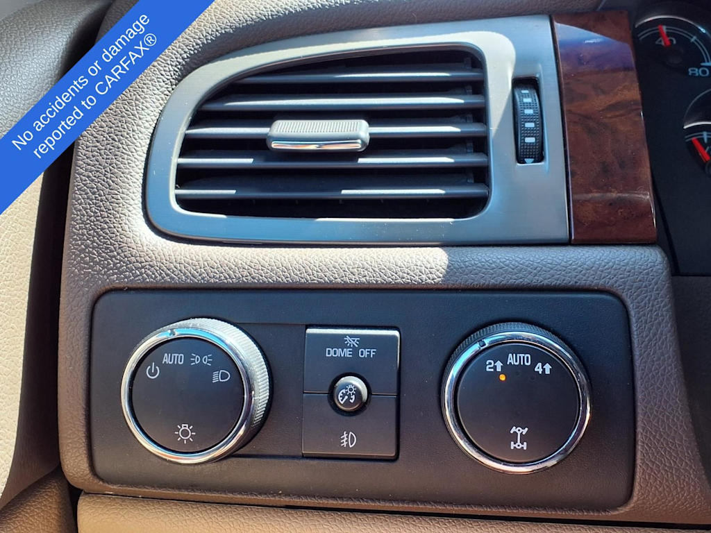 Thumbnail: 2010 Chevrolet Tahoe - 24