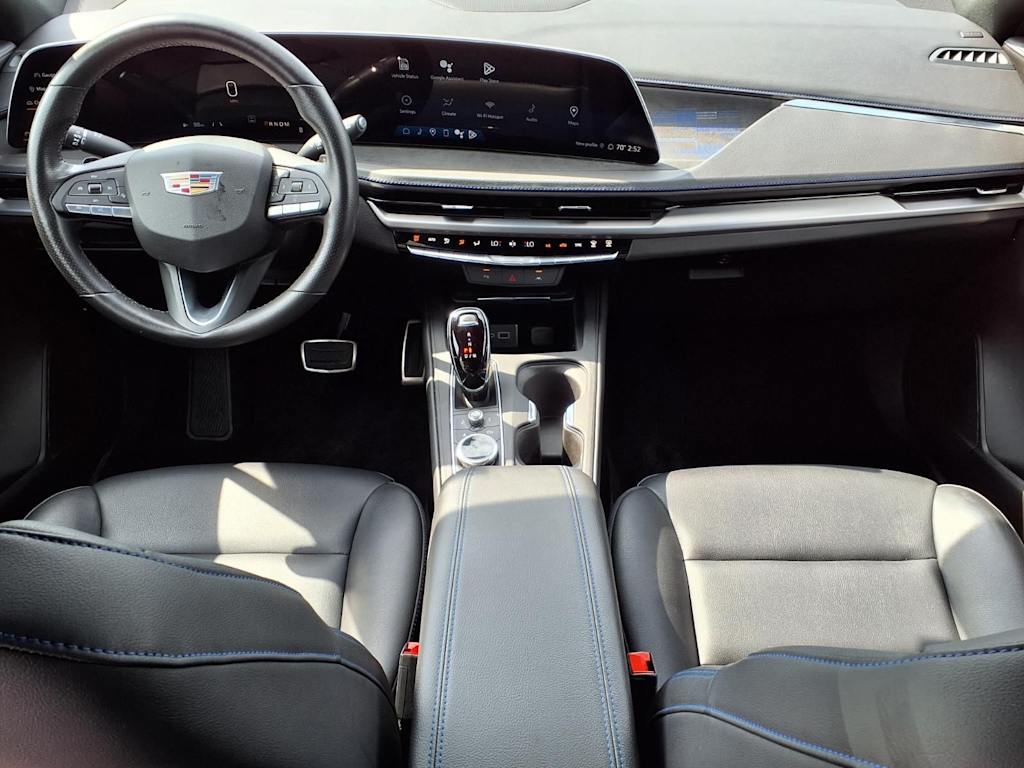 Thumbnail: 2024 Cadillac XT4 - 2