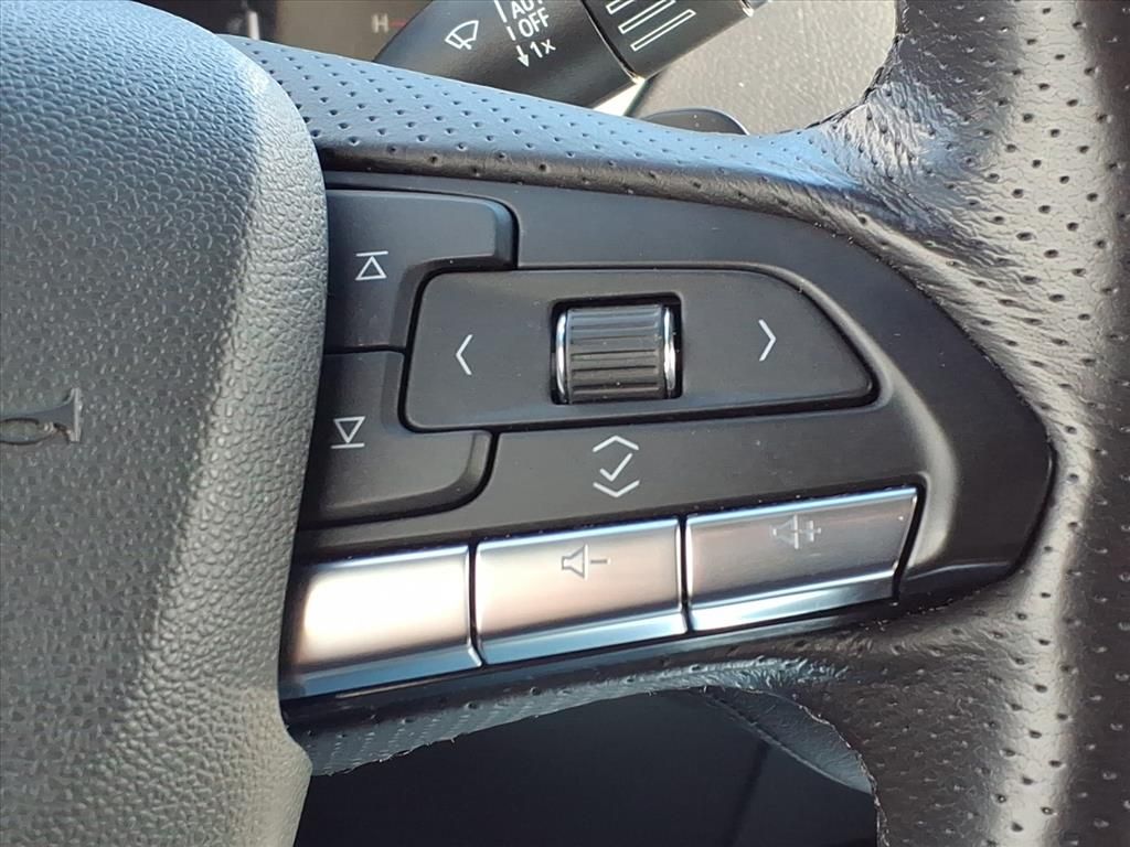 Thumbnail: 2023 Cadillac XT4 - 28