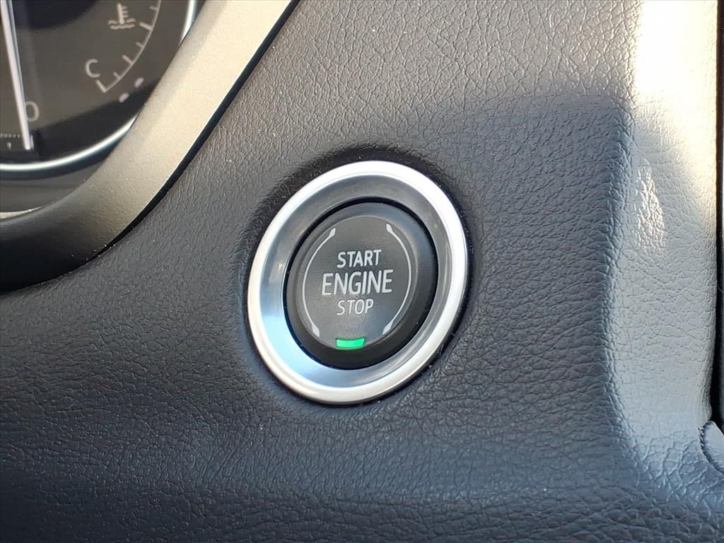 Thumbnail: 2023 Cadillac XT4 - 26