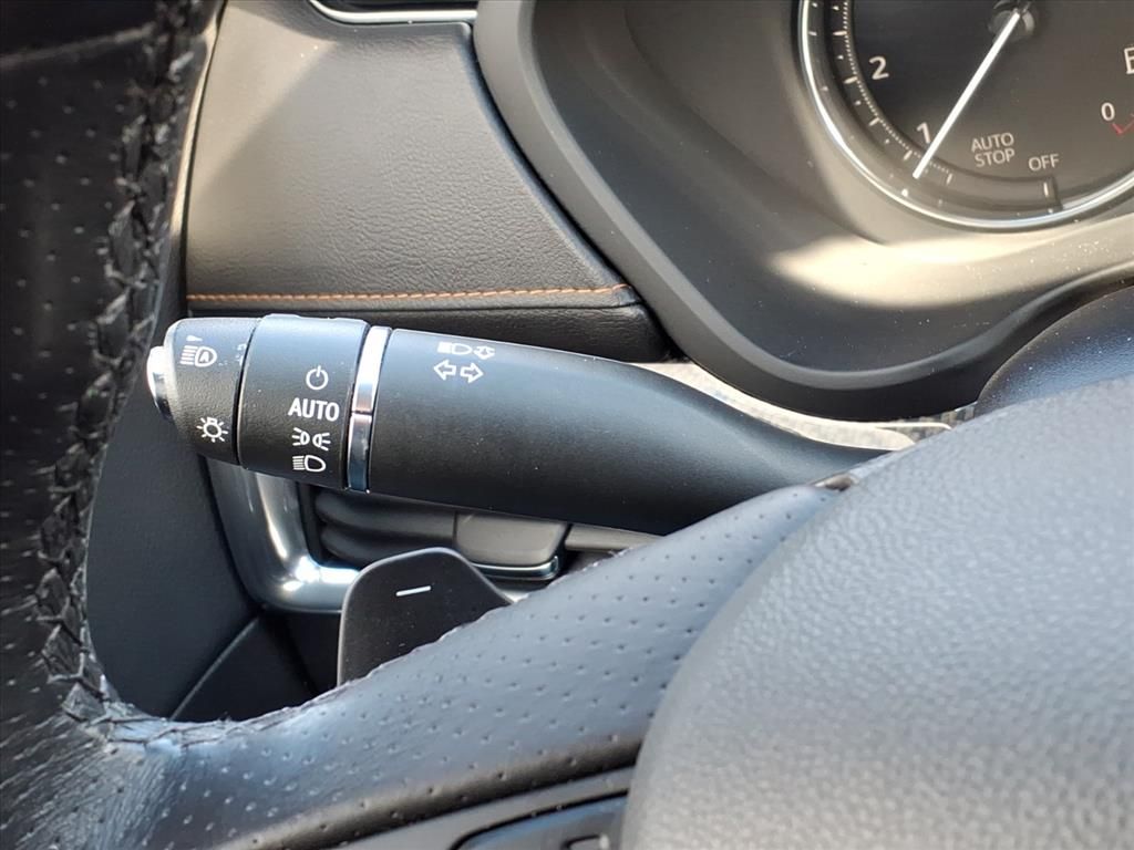 Thumbnail: 2023 Cadillac XT4 - 23