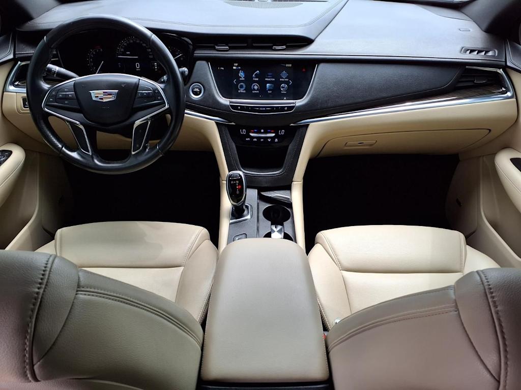 Thumbnail: 2019 Cadillac XT5 - 2