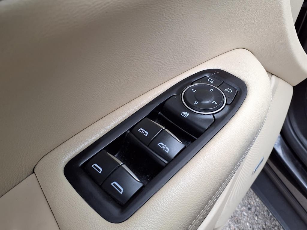 Thumbnail: 2019 Cadillac XT5 - 20