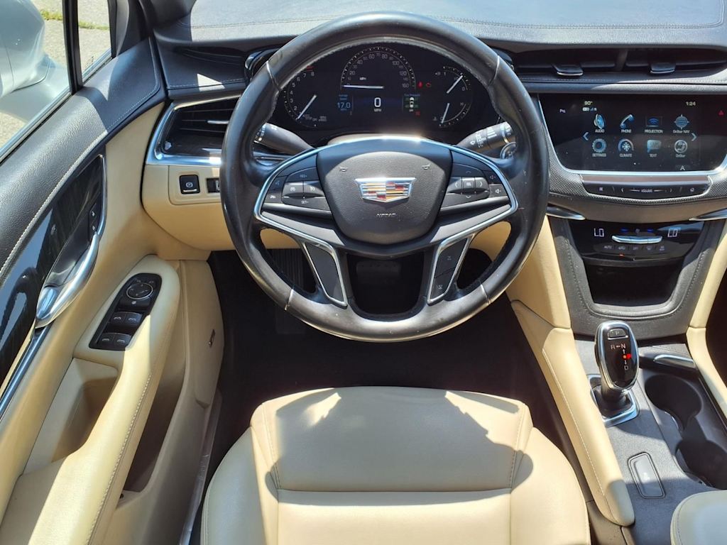 Thumbnail: 2019 Cadillac XT5 - 9