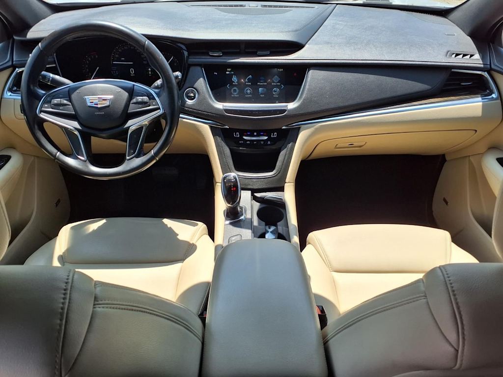 Thumbnail: 2019 Cadillac XT5 - 2