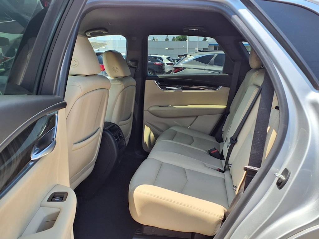 Thumbnail: 2019 Cadillac XT5 - 11