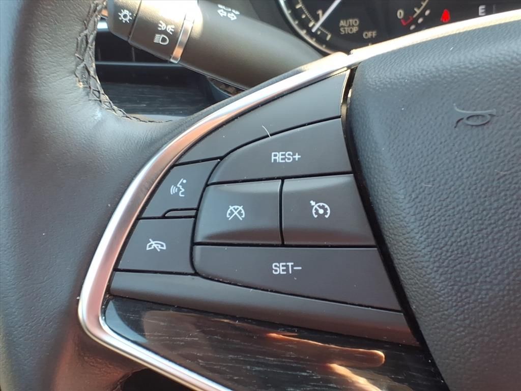 Thumbnail: 2022 Cadillac XT5 - 28