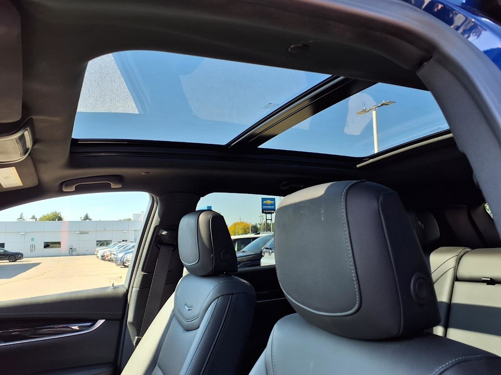 Thumbnail: 2024 Cadillac XT5 - 22