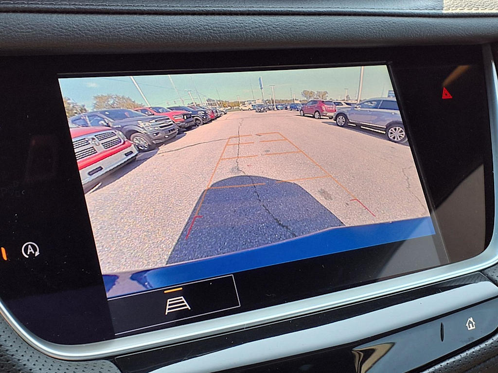 Thumbnail: 2024 Cadillac XT5 - 24