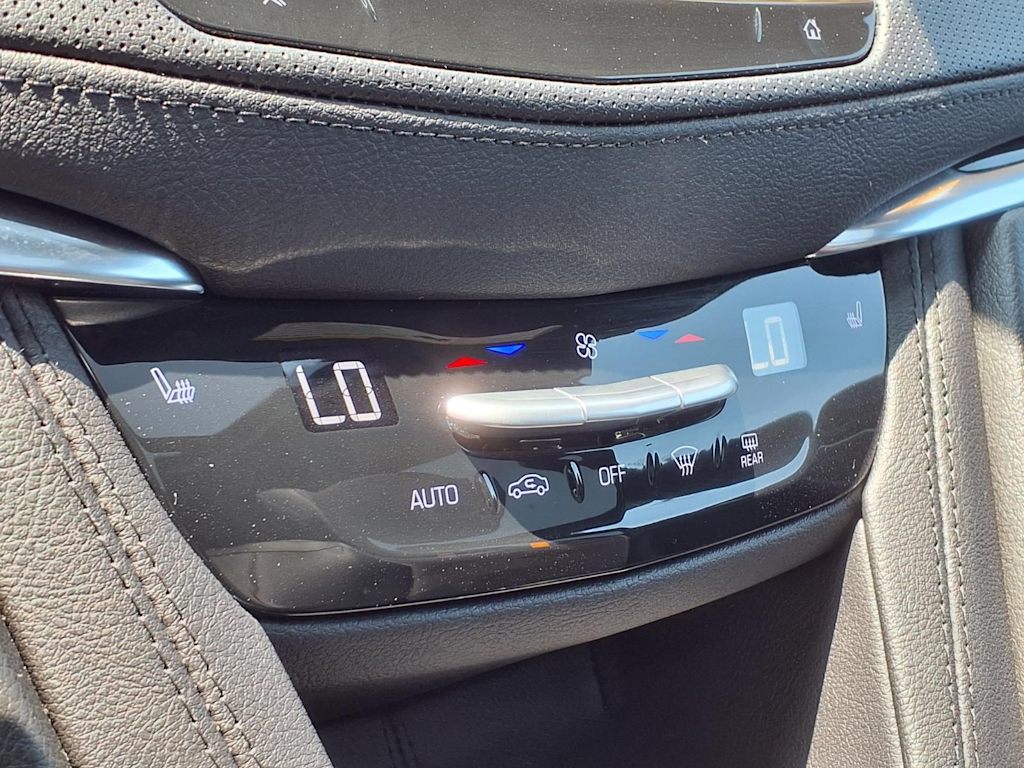 Thumbnail: 2026 Cadillac XT5 - 19