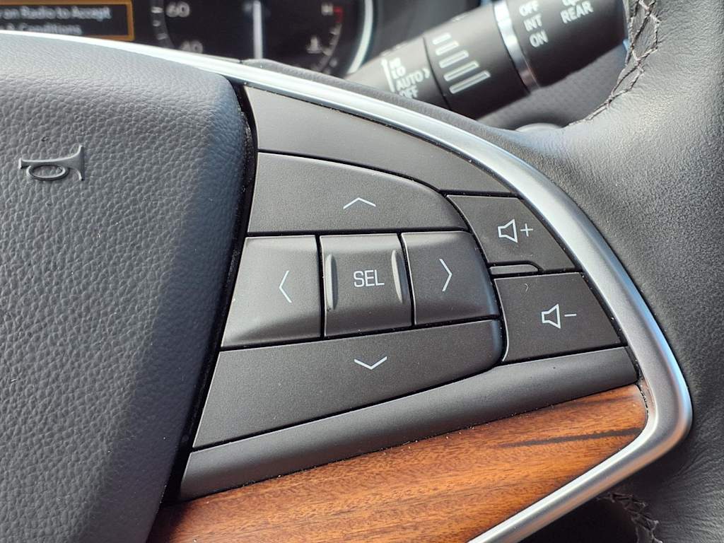Thumbnail: 2024 Cadillac XT5 - 27