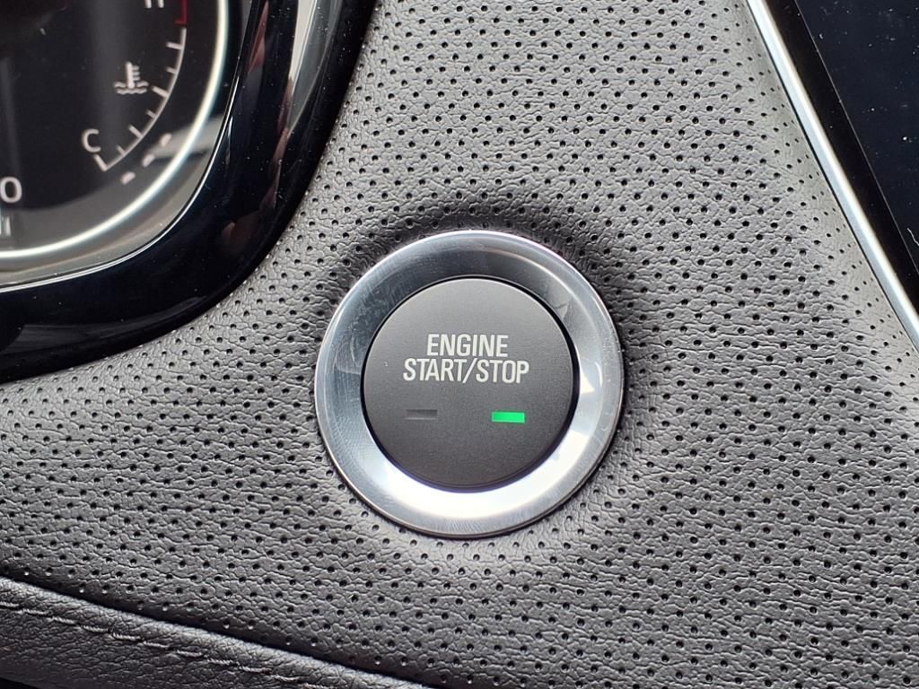 Thumbnail: 2025 Cadillac XT5 - 22