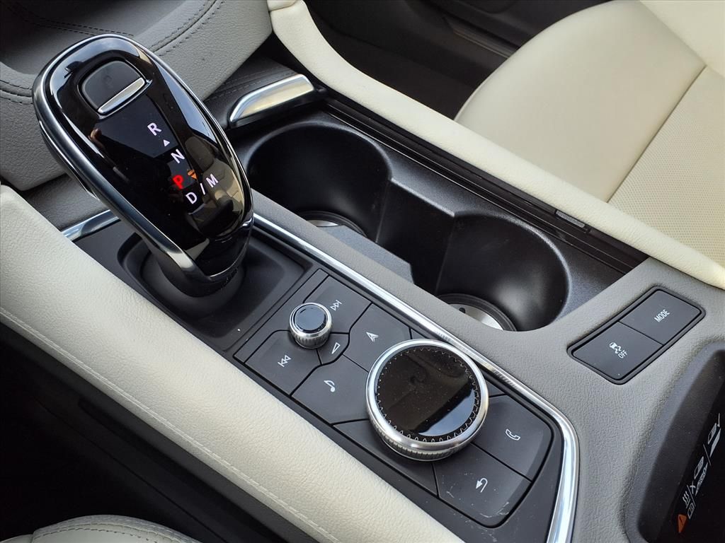 Thumbnail: 2026 Cadillac XT5 - 20