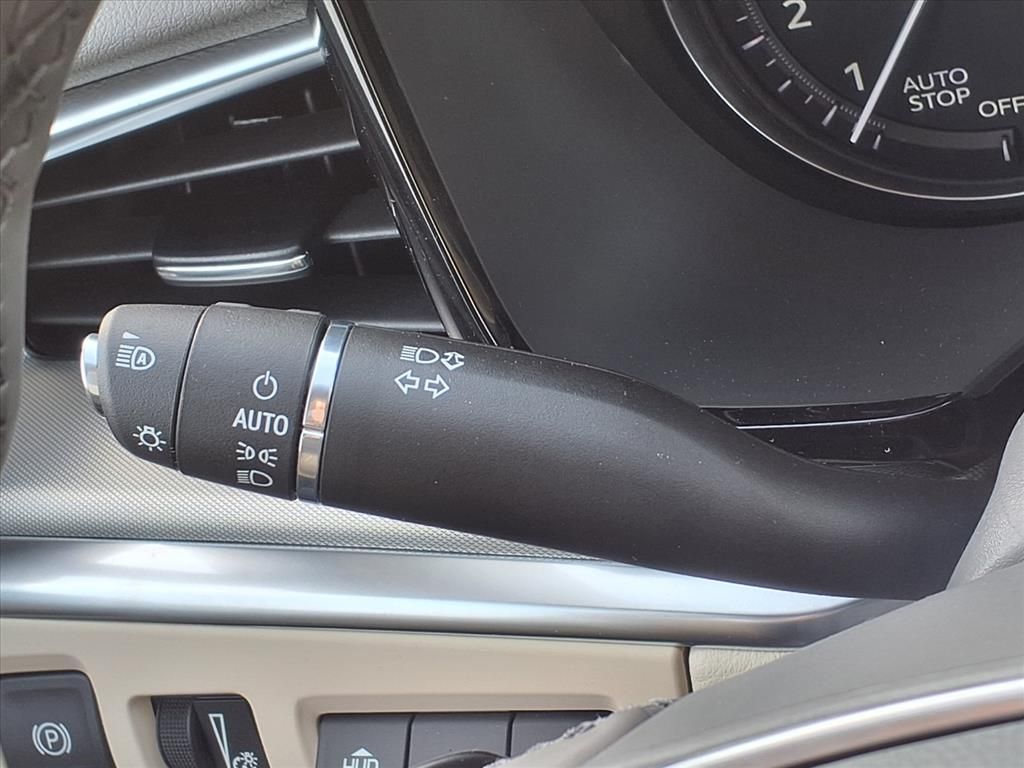 Thumbnail: 2026 Cadillac XT5 - 18