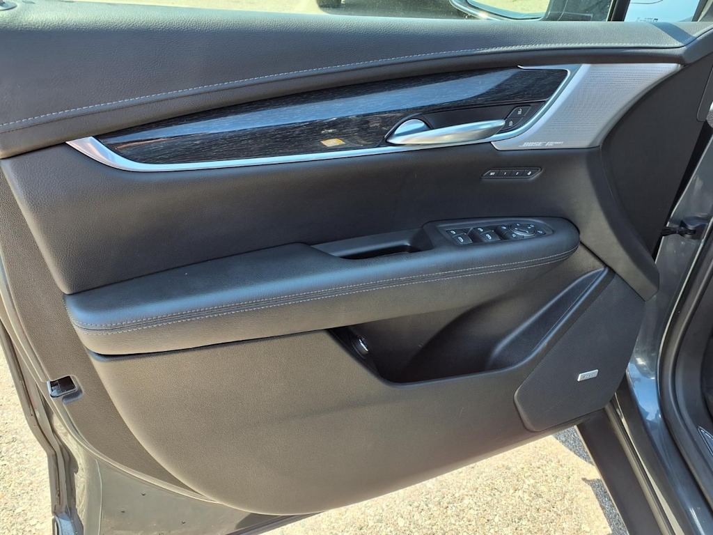Thumbnail: 2020 Cadillac XT5 - 18