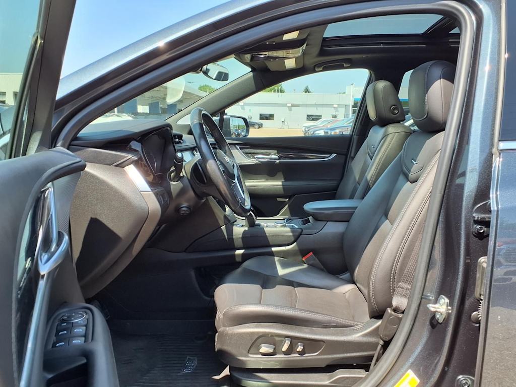 Thumbnail: 2020 Cadillac XT5 - 9