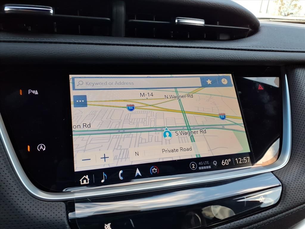 Thumbnail: 2025 Cadillac XT5 - 8