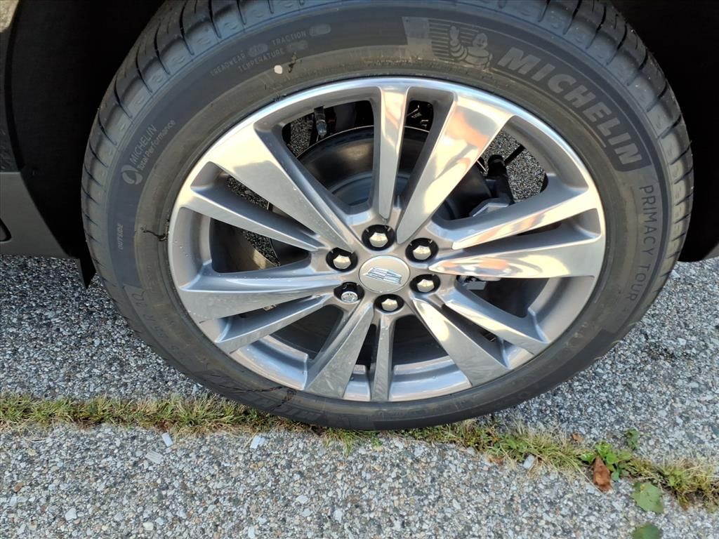 Thumbnail: 2025 Cadillac XT5 - 5