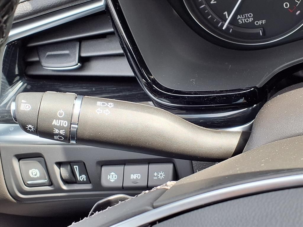 Thumbnail: 2026 Cadillac XT5 - 19