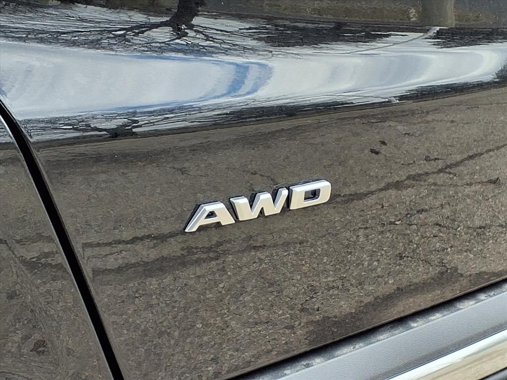 Thumbnail: 2026 Cadillac XT5 - 6