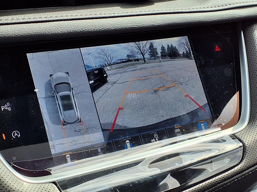 Thumbnail: 2026 Cadillac XT5 - 20