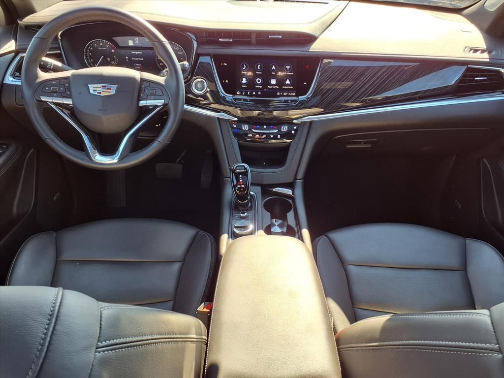 Thumbnail: 2025 Cadillac XT6 - 2