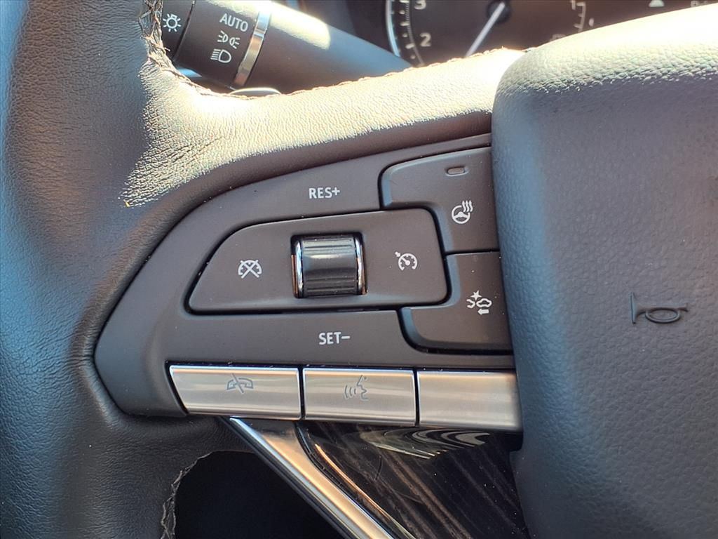 Thumbnail: 2025 Cadillac XT6 - 27