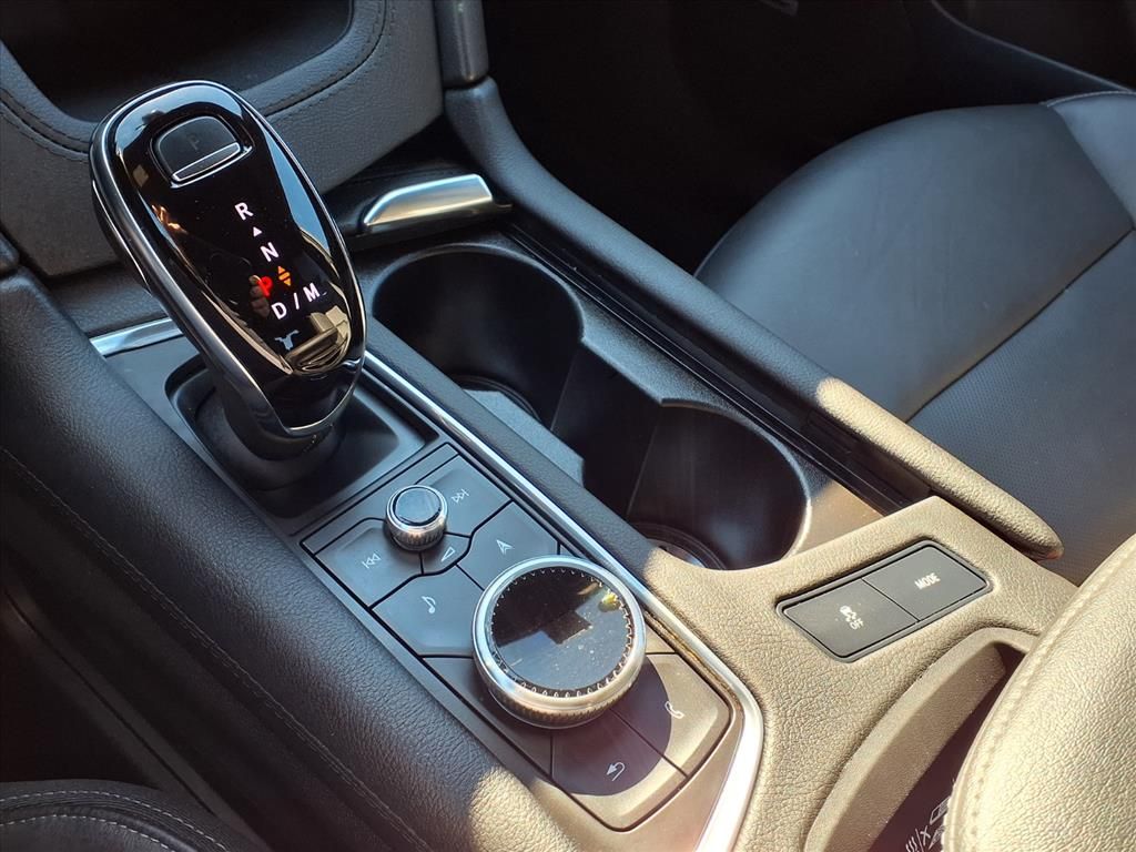 Thumbnail: 2025 Cadillac XT6 - 12