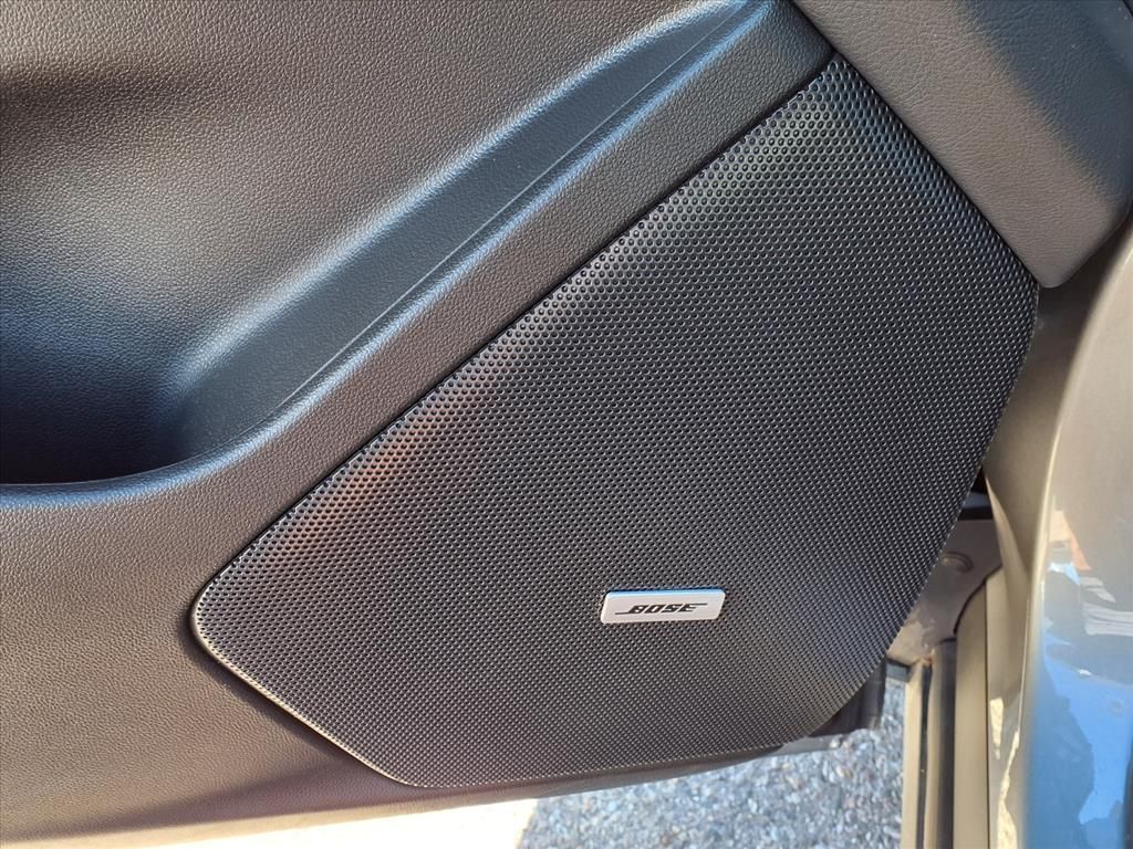 Thumbnail: 2025 Cadillac XT6 - 20