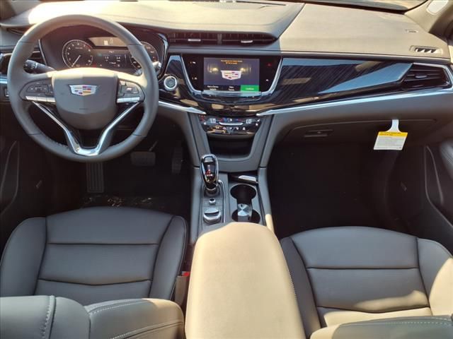 Thumbnail: 2025 Cadillac XT6 - 2