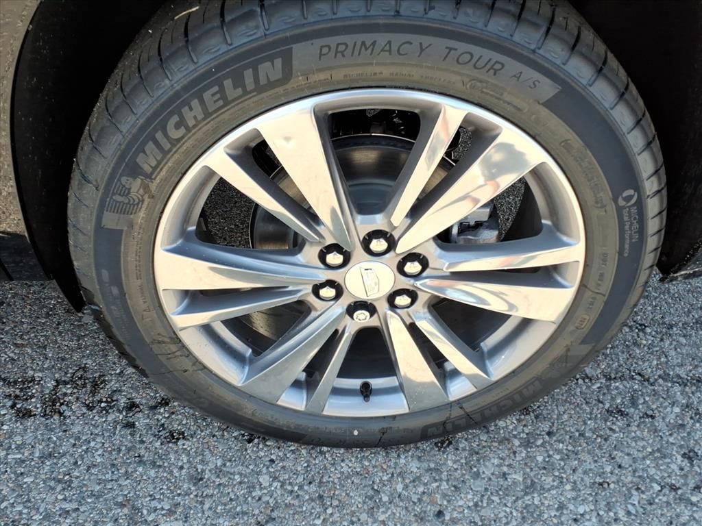 Thumbnail: 2025 Cadillac XT6 - 6